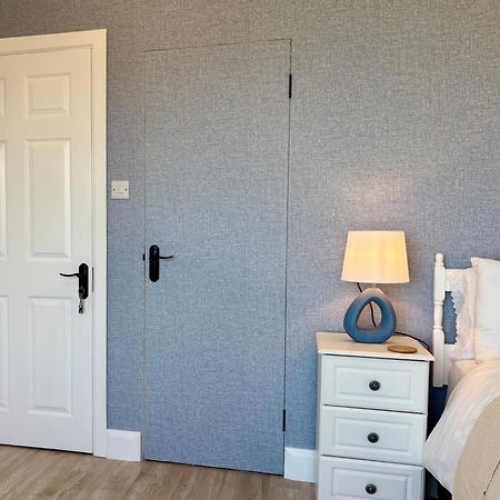 Ocean View Guestrooms Дулин Екстериор снимка
