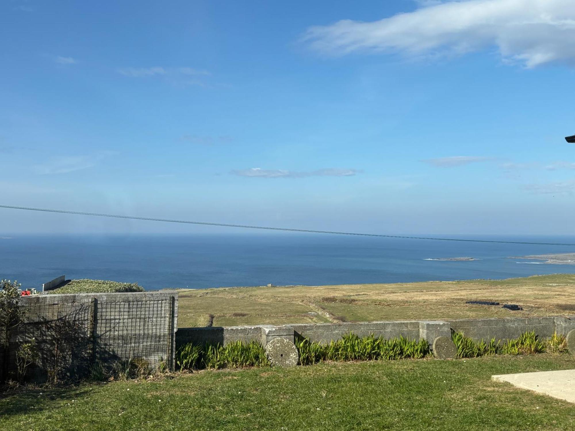 Ocean View Guestrooms Дулин Стая снимка