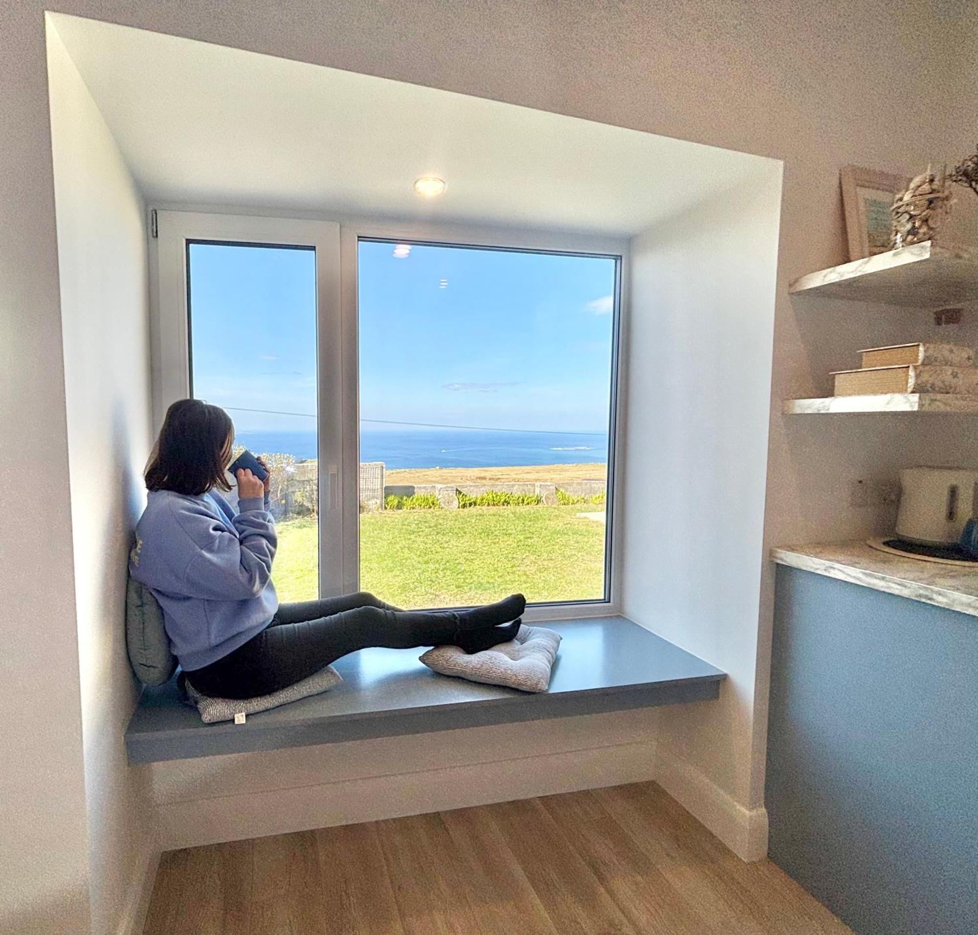 Ocean View Guestrooms Дулин Екстериор снимка