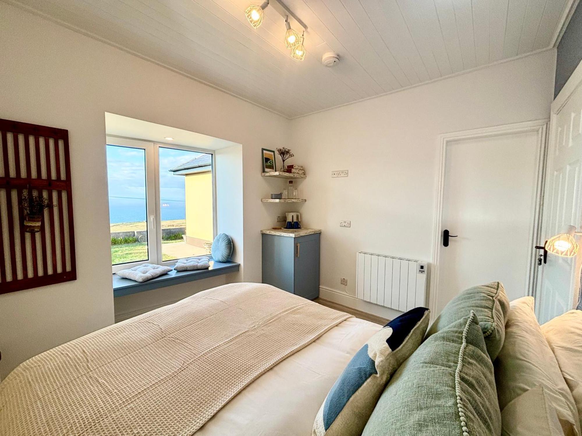 Ocean View Guestrooms Дулин Стая снимка