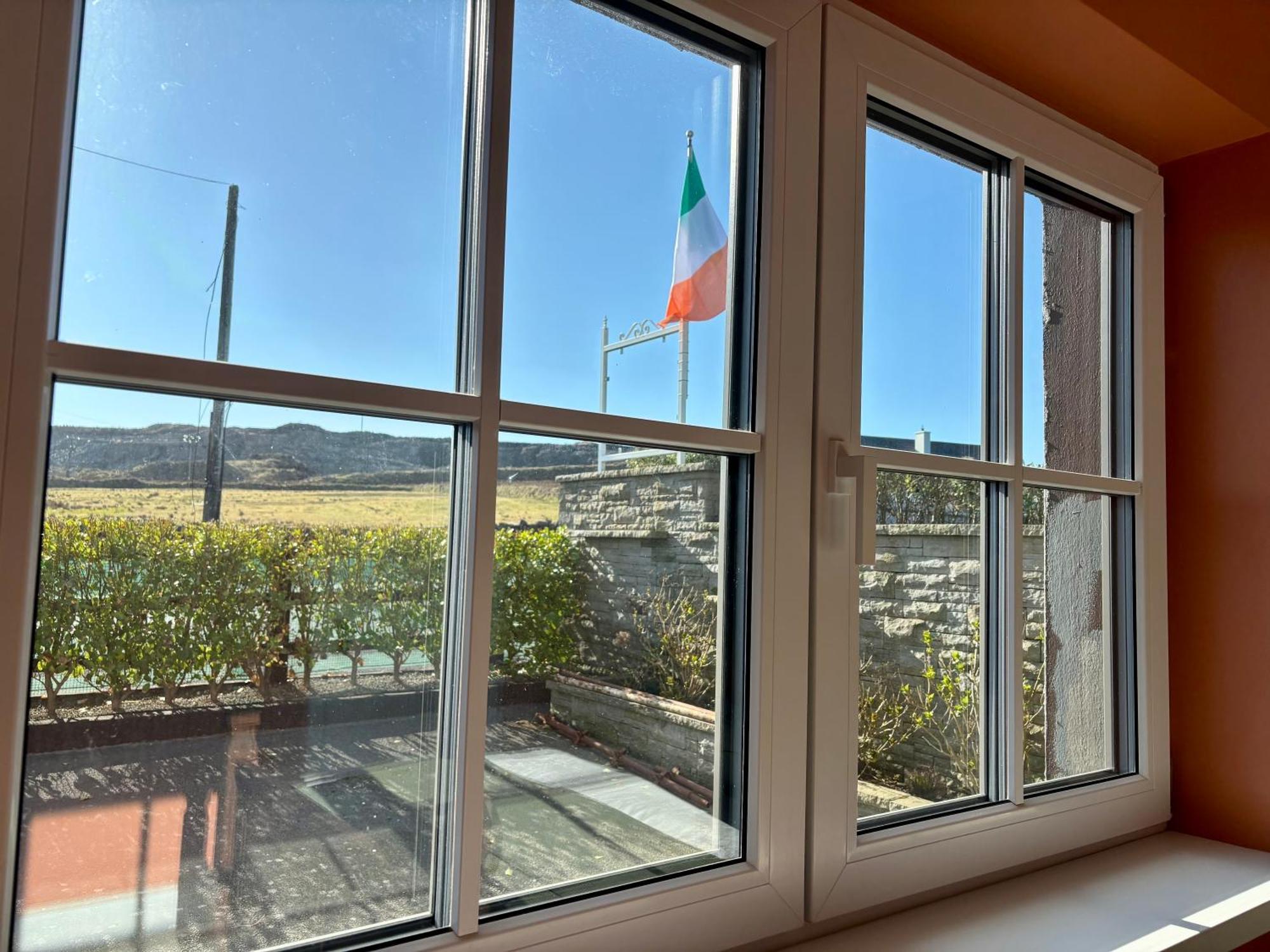 Ocean View Guestrooms Дулин Стая снимка