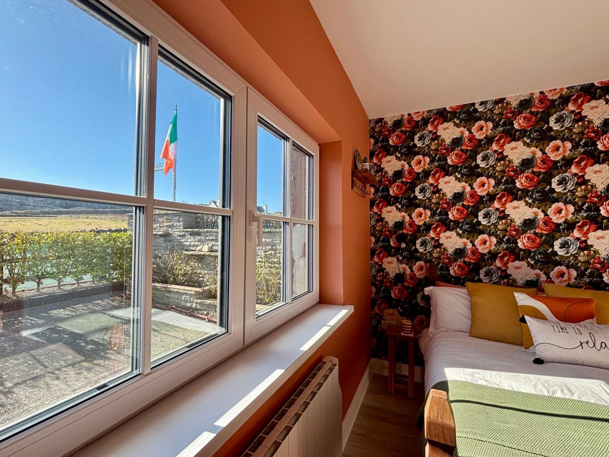 Ocean View Guestrooms Дулин Стая снимка